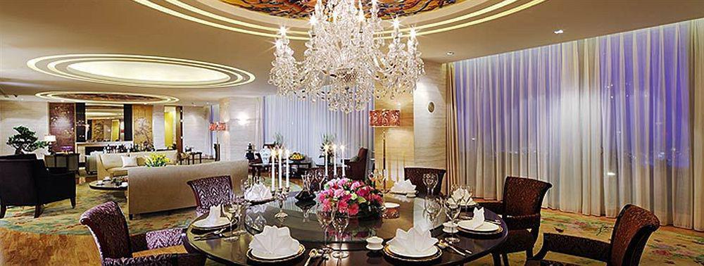 Pangu 7 Star Hotel 5*